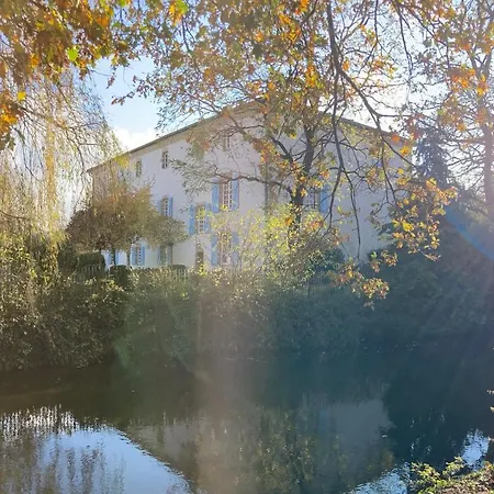 Domaine La Reveille Bed & Breakfast